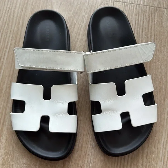 Hermes White and Black Chypre Sandals 38.5 - Picture 2 of 9